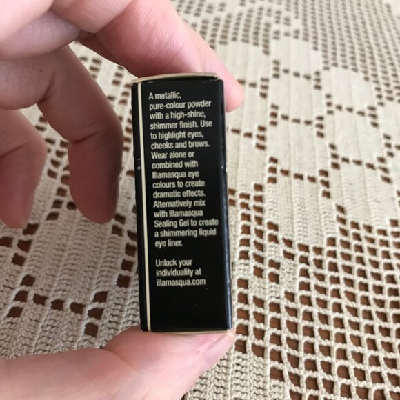 NIB Illamasqua Pure Pigment Eyeshadow in Alluvium - Picture 11 of 12